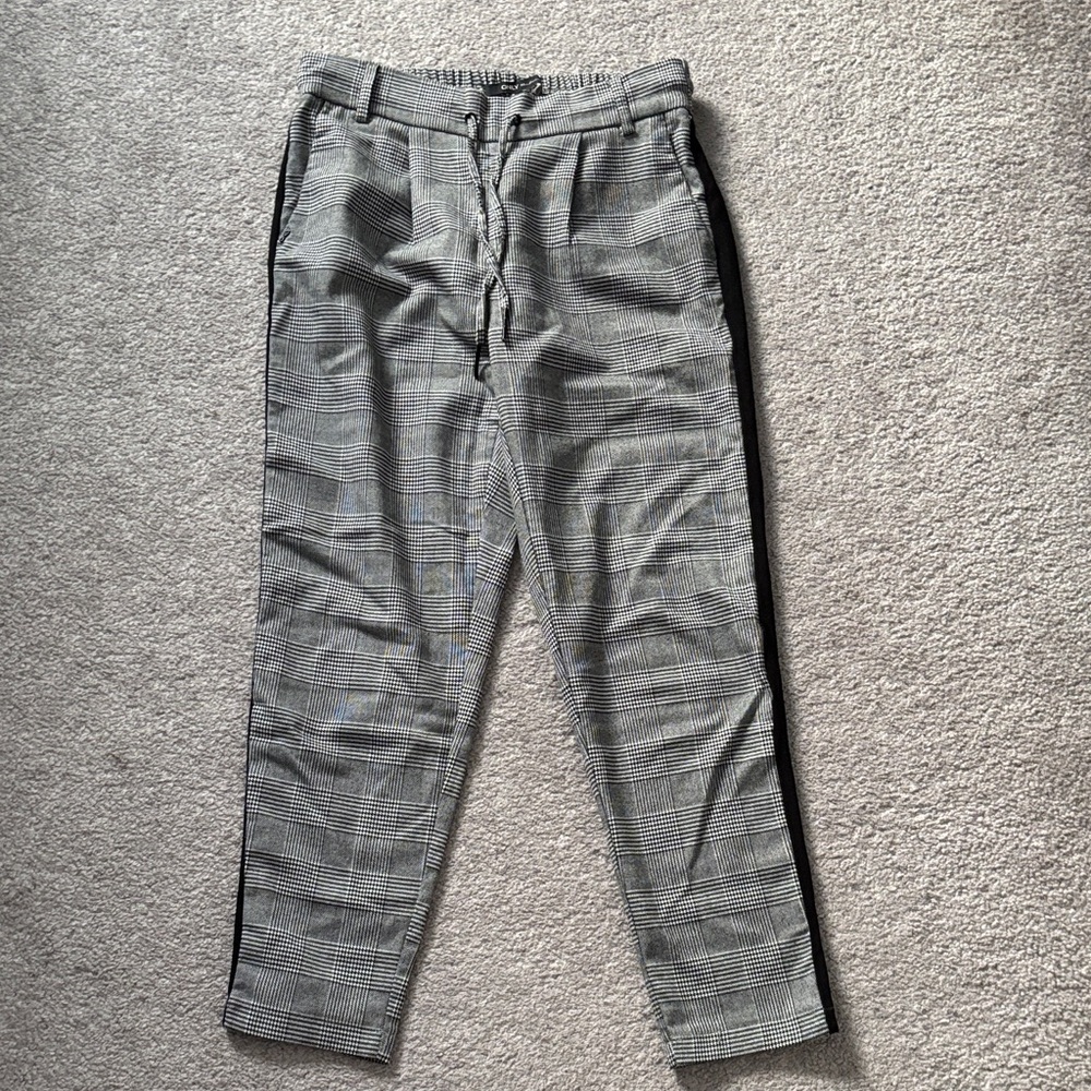ONLY Gray Glen Plaid Cropped Pants